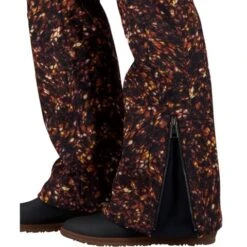 Obermeyer Printed Clio Softshell Pa - Women's 10 Obermeyer Printed Clio Softshell Pa - Women's -Ladies Skiing Store fw22 1503821118 s07 moddet3