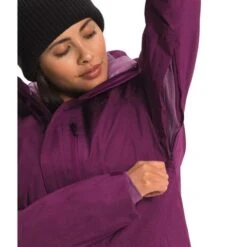 The North Face Gatekeeper Jacket - Women's -Ladies Skiing Store fw22 nf0a4r12 le0 modelalt2