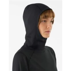 Arc'teryx Motus Hoody - Women's -Ladies Skiing Store fw22 30100 blk motus hoody black women s hood