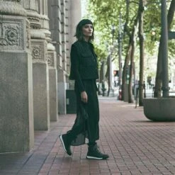 Sorel Whitney Ii Short Lace Waterproof Boots - Women's -Ladies Skiing Store fw23 sor 1916841 blk 6