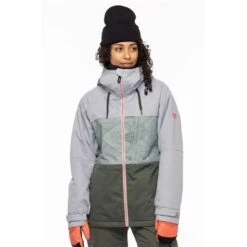 686 Athena Insulated Jacket - Women's -Ladies Skiing Store fw23 686 womensathenainsulatedjacket goblingreencolorblock 1