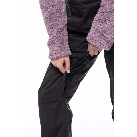 686 Black Magic Insulated Bib - Women's 686 Black Magic Insulated Bib - Women's -Ladies Skiing Store fw23 686 womensblackmagicinsulatedbib blackgeojacquard 3