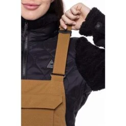 686 Black Magic Insulated Bib - Women's 15 686 Black Magic Insulated Bib - Women's -Ladies Skiing Store fw23 686 womensblackmagicinsulatedbib breengeojacquard 6