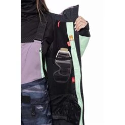 686 GTX Skyline Shell Jacket - Women's -Ladies Skiing Store fw23 686 womensgtxskylineshelljacket keylime 5