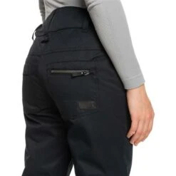 Roxy Nadia Pant - Women's 21 Roxy Nadia Pant - Women's -Ladies Skiing Store fw23 roxy womensnadiapant trueblack 8