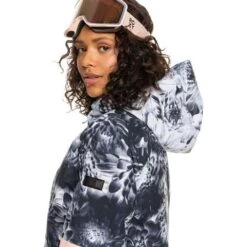 Roxy Ritual Jacket - Women's -Ladies Skiing Store fw23 roxy womensritualjacket trueblackfutureflower 5
