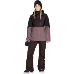 Volcom Aris Ins Gore Jacket - Women's -Ladies Skiing Store fw23 volcom womensarisinsulatedgorejacket blackplum 3